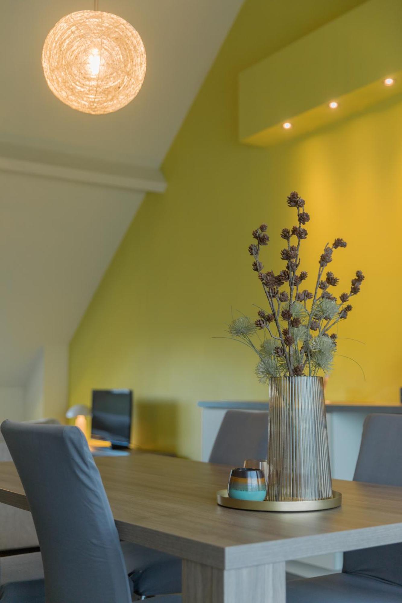 B&B Villa Curtricias Kortessem Kültér fotó