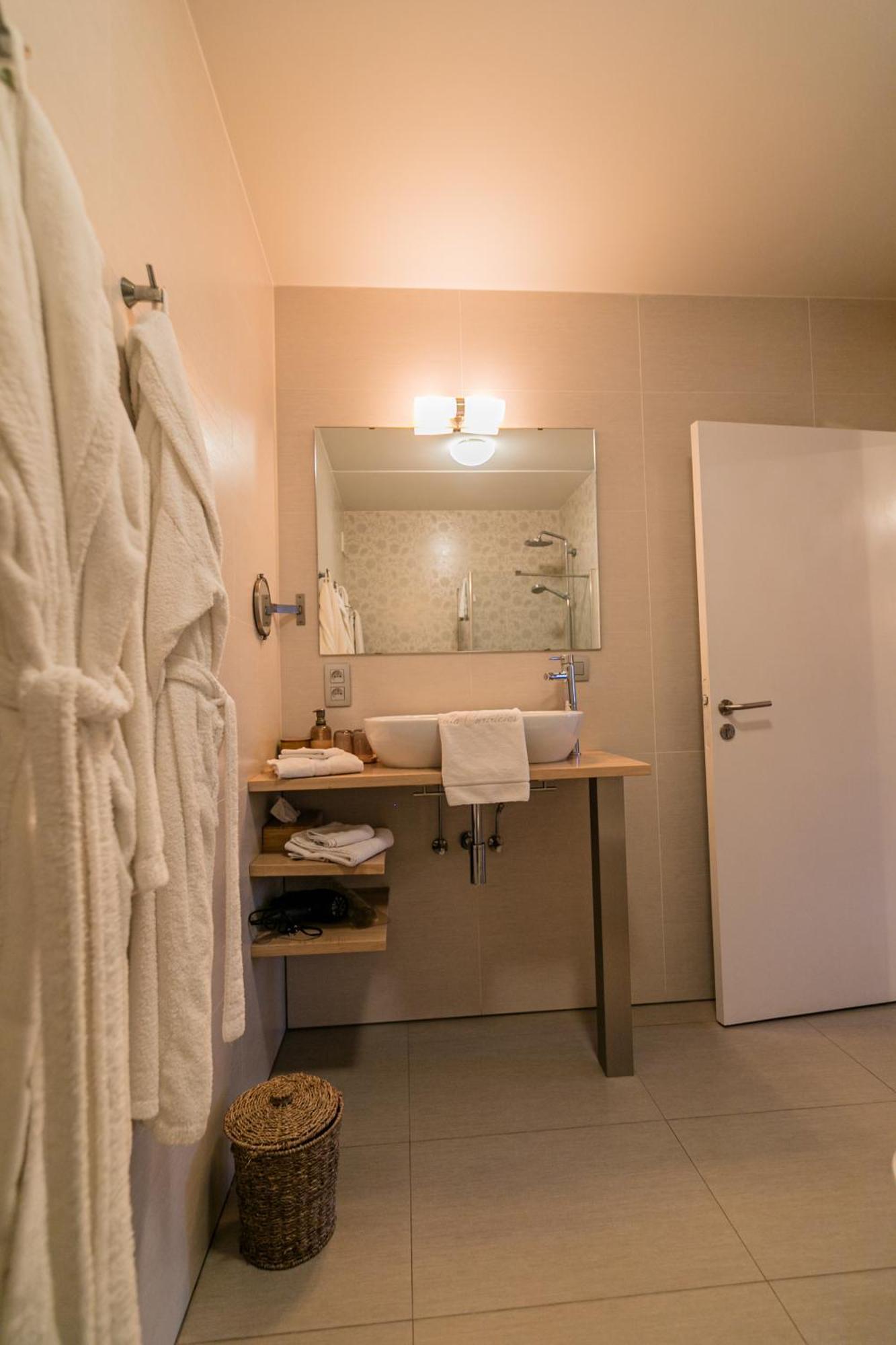 B&B Villa Curtricias Kortessem Kültér fotó